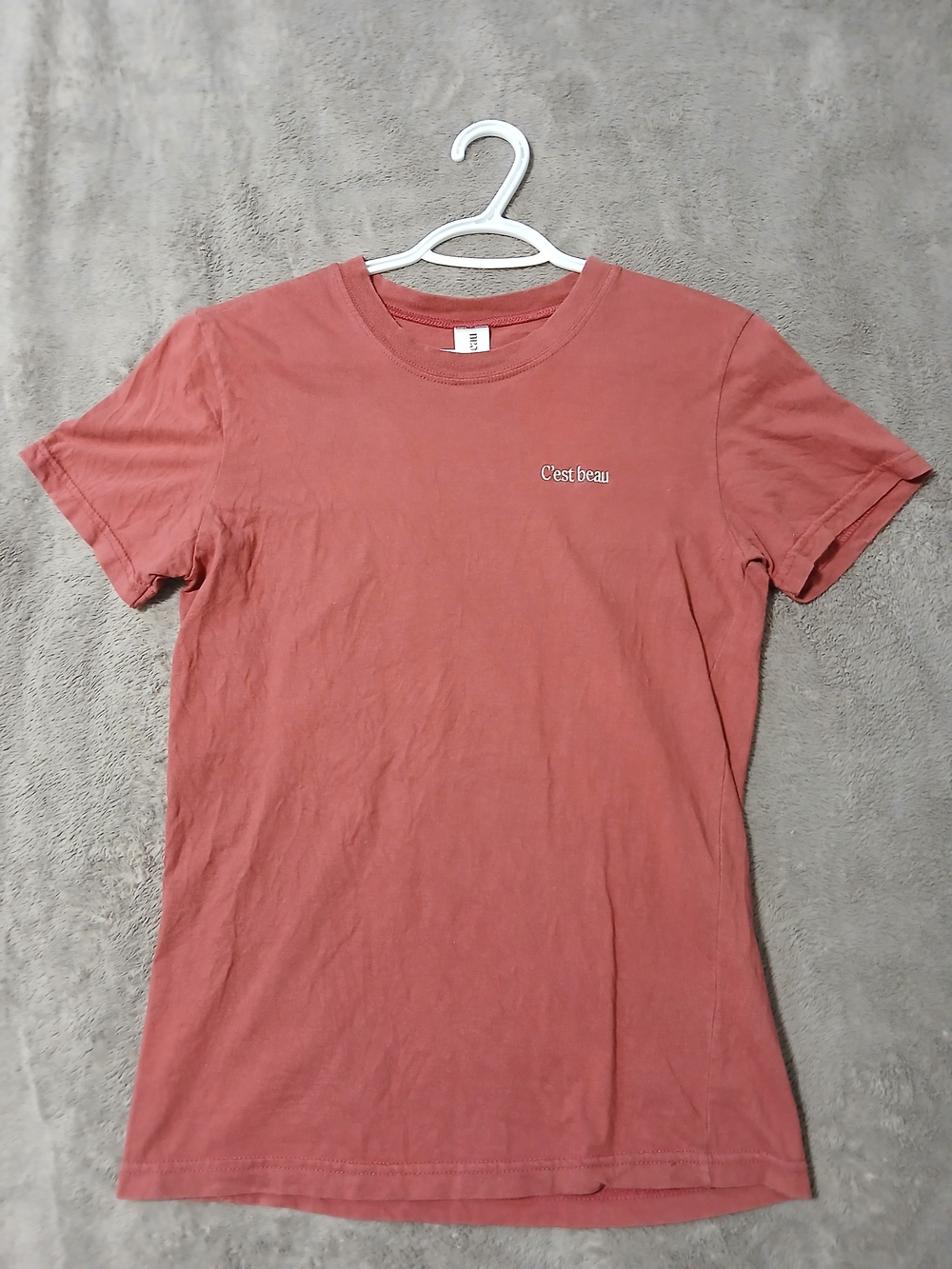 C'est beau Women's Crewneck T-Shirt in Dusty Rose